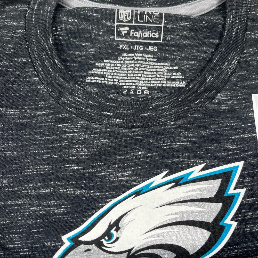 Youth XL new Eagles shirt